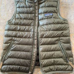 Boys Patagonia vest 4t